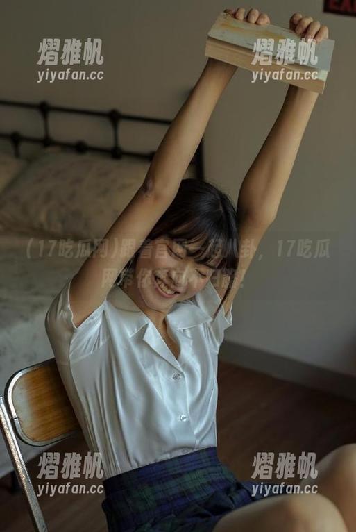 跟着官网一起八卦，17吃瓜网带你奔向不归路！