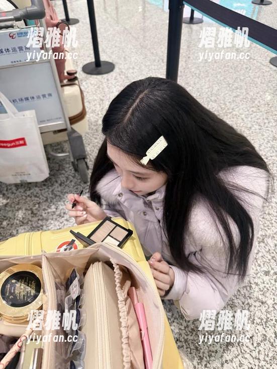 又是“51吃瓜”发布的新瓜，不知道脑袋上会不会变成瓜藤…