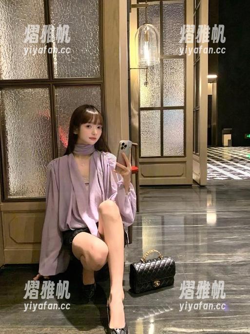 瓜友们看过来，今天的“51吃瓜”iOS版可是吃瓜必备攻略喔！
