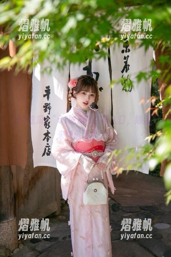“51吃瓜”今日入口，娜娜又来制造话题了？
