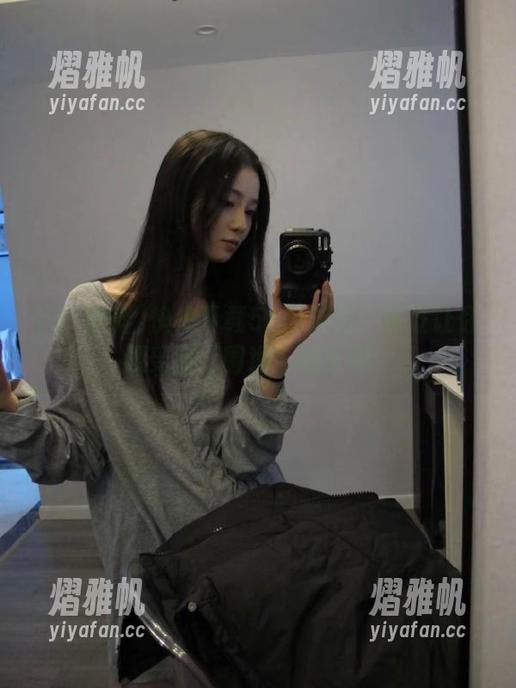 快来下载51黑料吧！保证让你感受到“围观”的乐趣！
