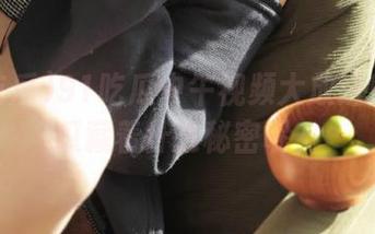 91吃瓜中午视频大放送！最新瓜藏着什么秘密呢？