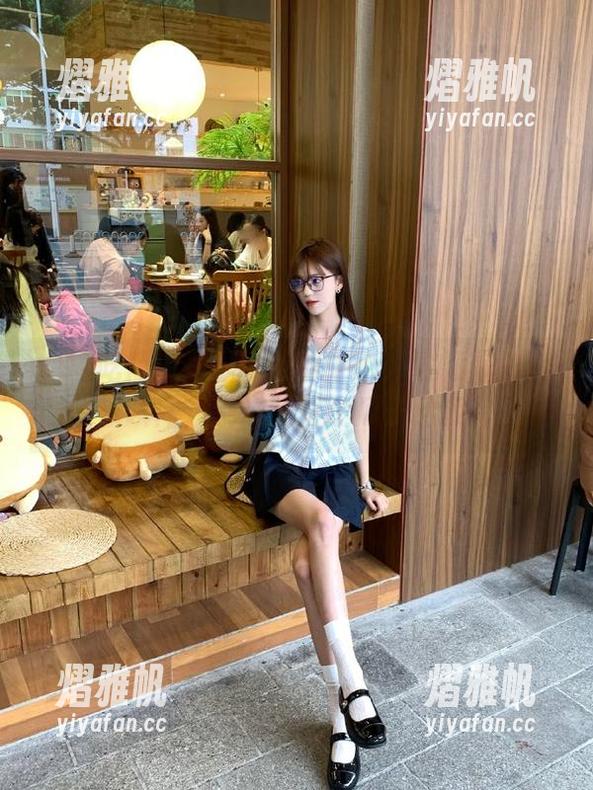 91吃瓜中心 91吃瓜中心:收藏你的欢乐瞬间,别忘了留个瓜子给我!