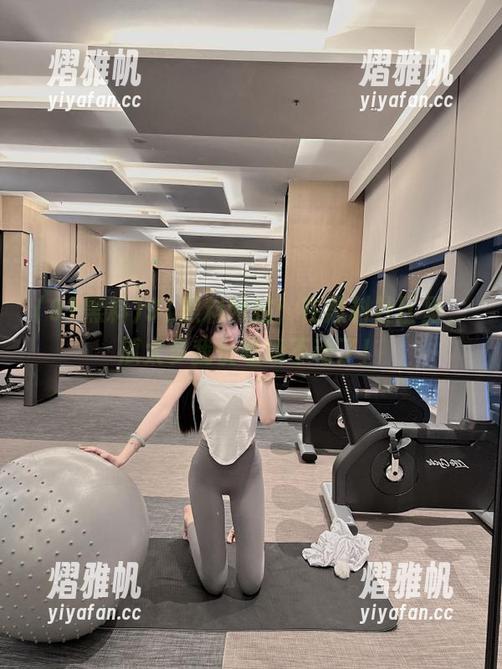 91黑料网站：在黑料社区里，瓜太多我快咀嚼不动了！