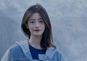 “92吃瓜网”让你一边吃瓜一边想：这到底是真相还是演技？混在其中，满了触不可及的尺度。