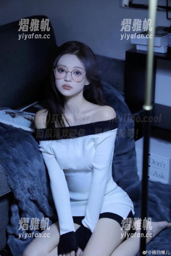 打开传送门，‘heiliao.cool’的瓜海欢迎你，跟我来吃吧！