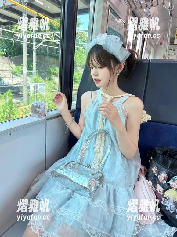 今日吃瓜：今日视频大瓜，眼见不一定是真的哦～