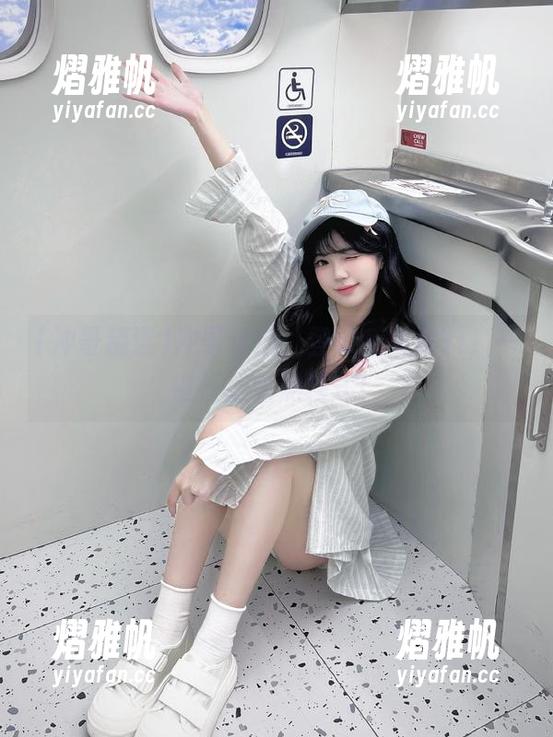 冲哥精选：登录后看黑料，一键开启暗黑模式！