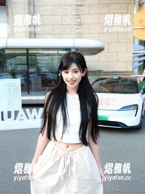 只需打开冲哥精选黑料app，今天又有什么“大瓜”降临？