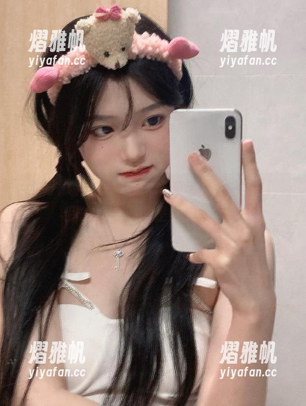 探秘“cg7冲哥黑料”入口，我的好奇心真是无法抵挡！