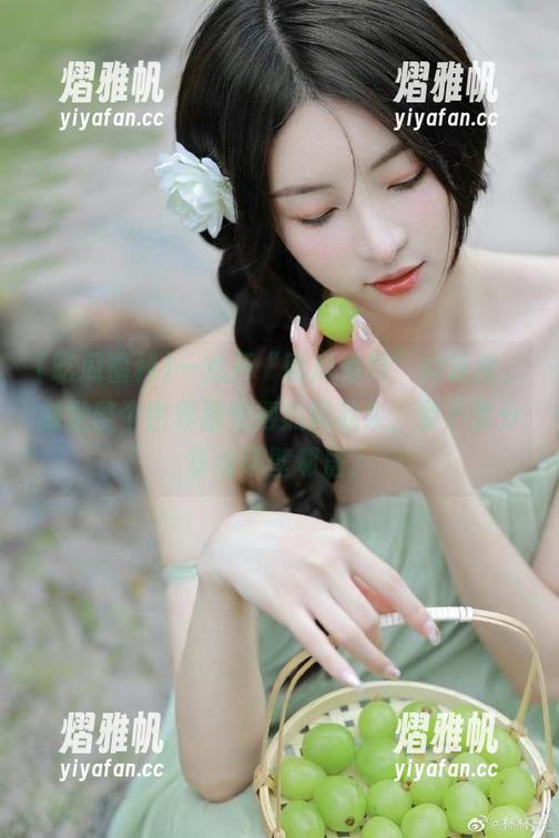 吃瓜福利 一点开“吃瓜福利”的链接,感觉整个世界都变得热闹起来,要不要分享给隔壁邻居?