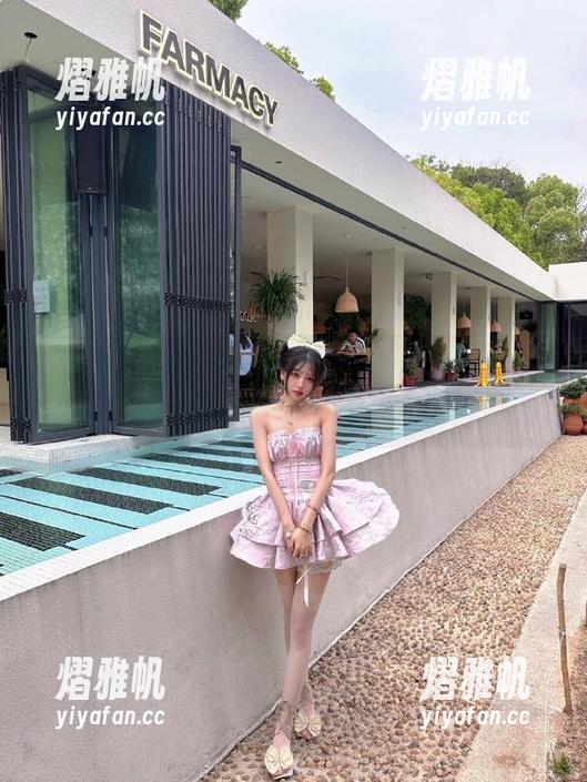 吃瓜网苹果版：在线观看，真的能同时喂饱脑洞和零食吗？