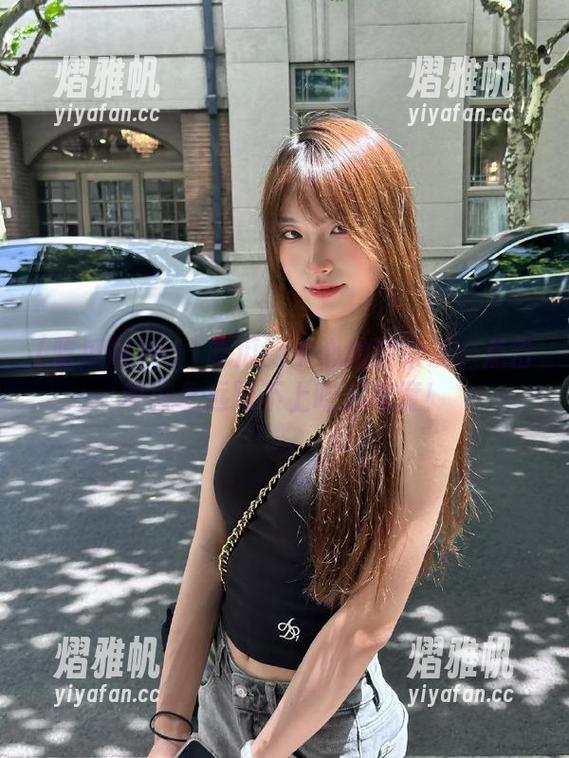 911吃瓜网中心的猪队友：点击收藏永远跟不上吃瓜速度！