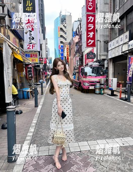 每个夜晚都得问一下，“我要吃瓜网”这页新鲜儿还能不能再来一把？
