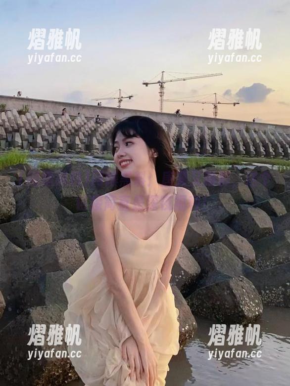 网爆黑料：唐突又精彩，这个链接简直是深夜福利！