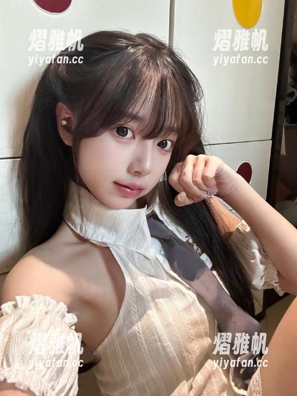 黑料不打烊万里长征，想吃瓜吗？这里的入口永远为你敞开！