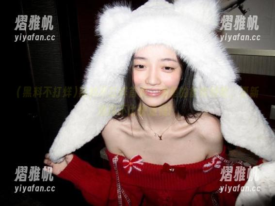 黑料不打烊首页，哪里的食物好吃，更新速度不比快递慢！