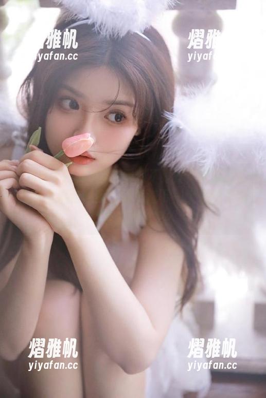 国产黑料不打烊：更新的瓜儿真是越吃越爽，谁知道下一个来的是哪个导演的秘密？