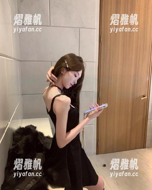 黑料吃瓜网再次上线，分享一下绝对让你嘴巴大开的视频，谁能抵挡？