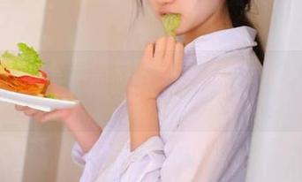 登录黑料网：真相背后多少暗潮汹涌？