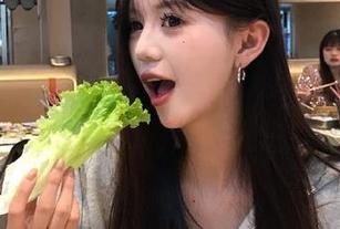 黑料网视频更新，跟着我一起见证瓜友们的追剧人生！
