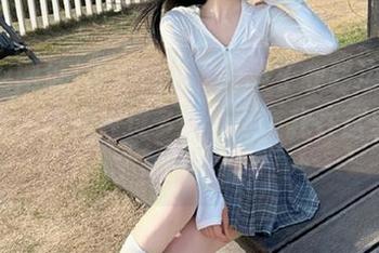 黑料网址，引发了我路边吃瓜的冲动，不知经过多少个深夜我在这里翻烂了多少八卦！